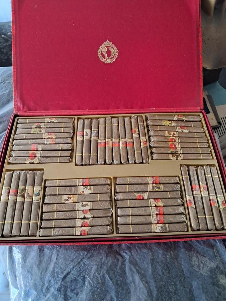 Ancienne boîte de cigares avec bague, Verzamelen, Overige Verzamelen, Ophalen of Verzenden