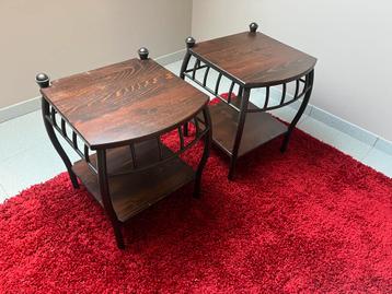 2 nachtkastjes bijzettafels beschikbaar voor biedingen