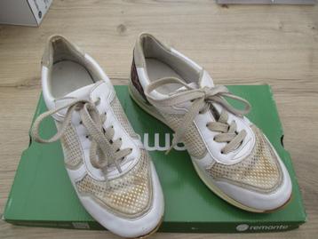 Sneakers maat 38