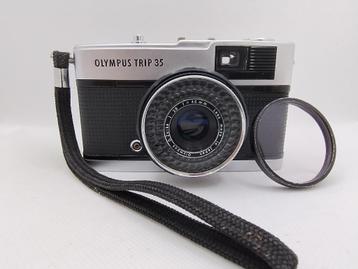 Olympus Trip 35 camera met een D.Zuiko-lens 1:2,8 f=40 mm