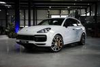 Porsche Cayenne Turbo S 4.0 V8 PHEV - ACC - pano - sportuitl, Auto's, Porsche, Automaat, Wit, Leder, 38 g/km