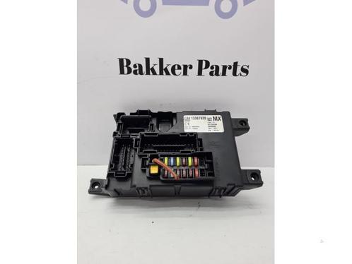 Zekeringkast van een Opel Corsa, Auto-onderdelen, Elektronica en Kabels, Opel, Gebruikt, 3 maanden garantie