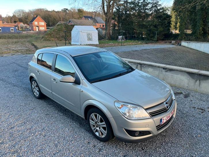 ✅Opel Astra ✅1.6 Benzine • Parkeersens ✅Gekeurd voor verkoop, Auto's, Opel, Particulier, Astra, Cruise Control, Benzine, Euro 4