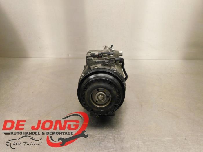 Pompe clim d'un Mercedes Sprinter, 3 mois de garantie, Utilisé, -, -