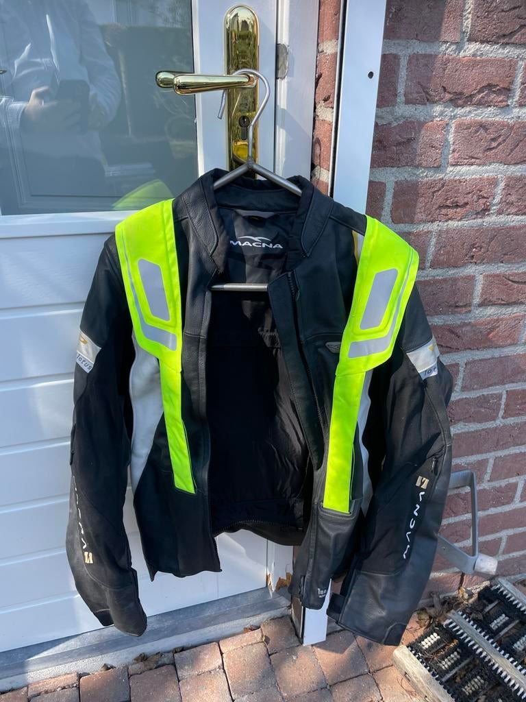 Macna damesmotorjas leer met reflecterende accenten, maat 44, Ophalen, Nieuw zonder kaartje, Dames, Jas | leer