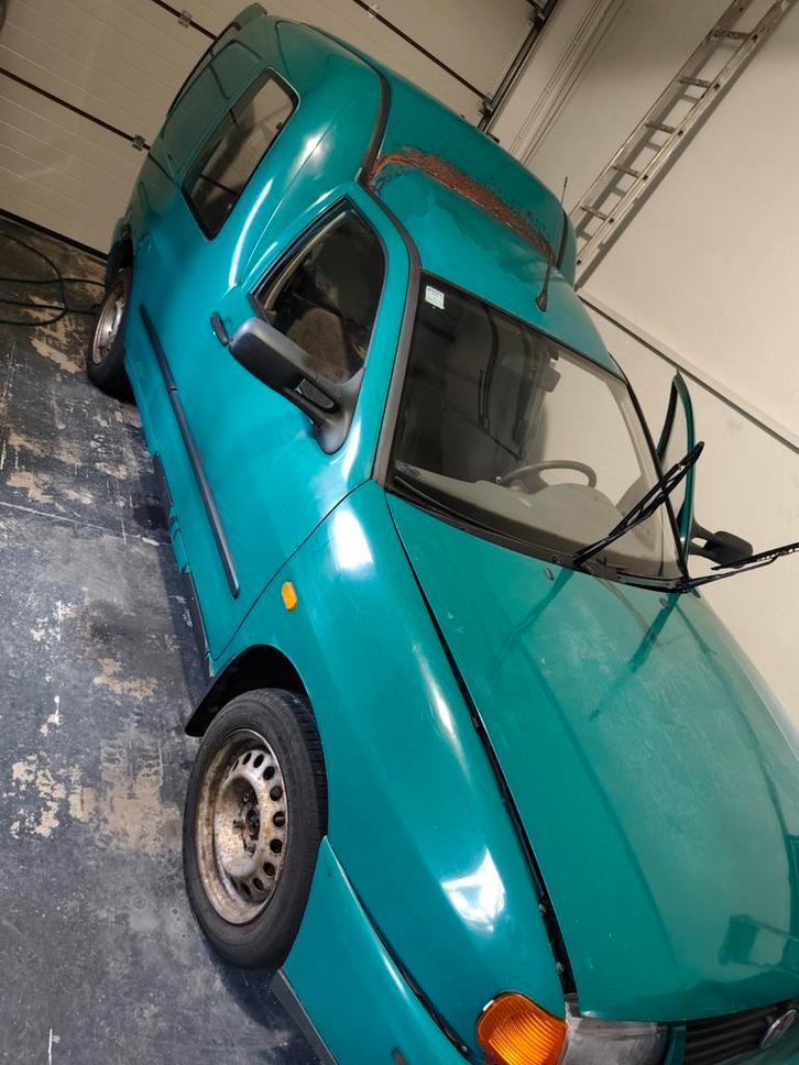 Voiture vw caddy 1.9 d, Autos, Camionnettes & Utilitaires, Particulier, Volkswagen, Diesel, Boîte manuelle, Vert, Enlèvement