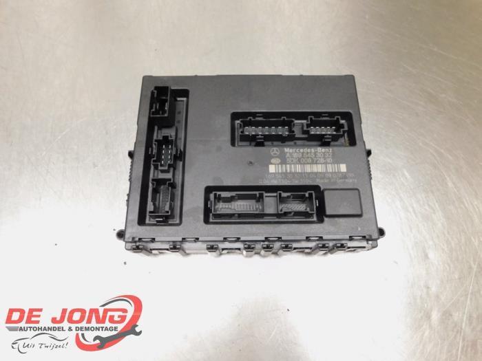 Module confort d'un Mercedes A-Klasse, Autos : Pièces & Accessoires, Électronique & Câbles, Mercedes-Benz, Utilisé, 3 mois de garantie