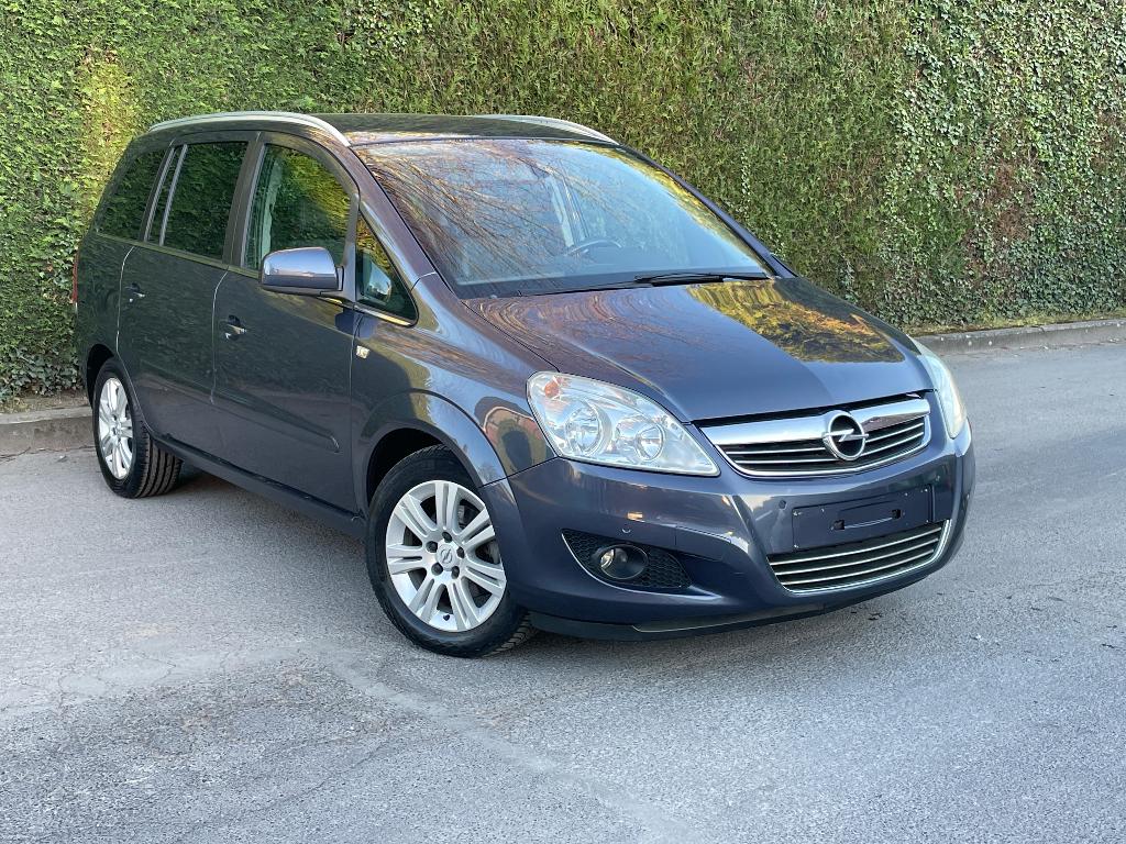 Opel Zafira Cosmo /1.6 Benzine/ 115000km/ 2009/, Autos, Opel, Argent ou Gris, Achat, Capteur de stationnement, Entreprise