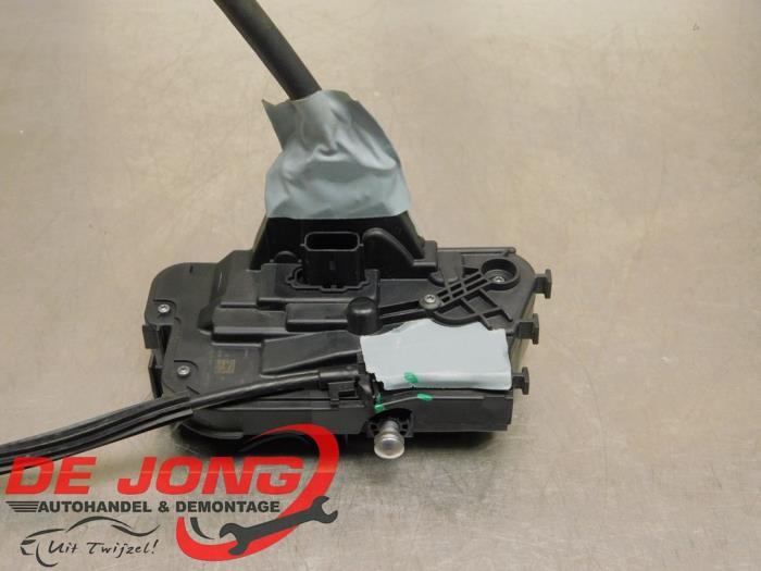 Deurslot Mechaniek 4Deurs rechts-voor van een Ford Focus, Gebruikt, -, -, Ophalen of Verzenden