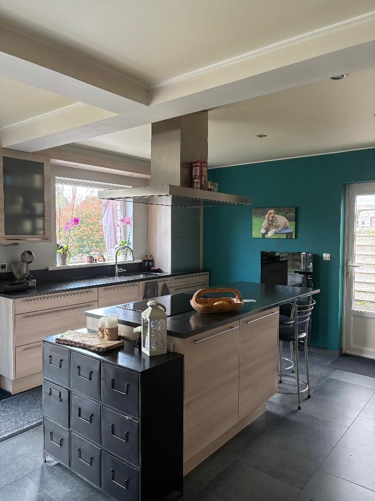 Cuisine Dovy à vendre - 1750€, Maison & Meubles, Cuisine | Cuisines complètes, Granit ou Pierre, Autres couleurs, Comme neuf, Enlèvement