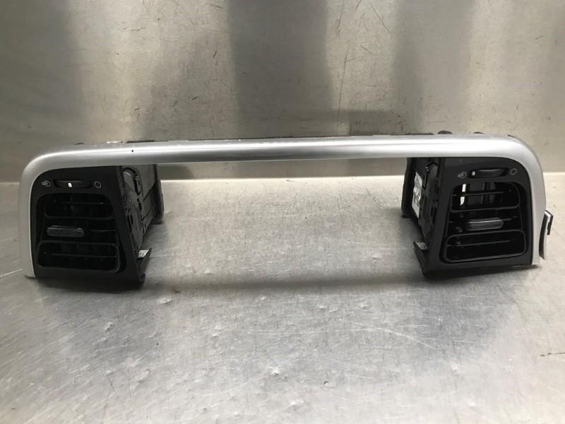 AERATEUR TABLEAU DE BORD Kia Rio IV (YB) (|H897420000|), Utilisé, Kia