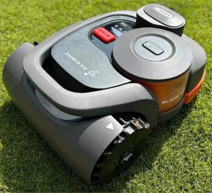 Robot de pelouse Navimow H800e-VF avec garantie de 2 ans, Jardin & Terrasse, Tondeuses robotisées, Enlèvement