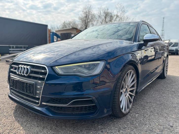 Exportongeval van de Audi S3, Auto's, Audi, Bedrijf, S3, Benzine, Euro 5, Ophalen