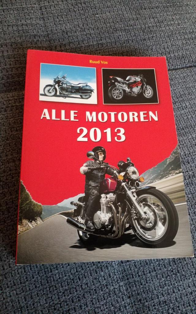 Alle motoren 2013  Ruud Vos - 2013, Boeken, Motoren, Zo goed als nieuw, Ophalen