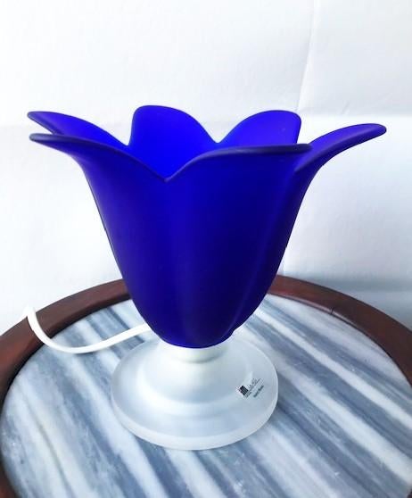 Lampe tulipe verre bleu ambiance veilleuse vintage💑🤗🎁👌, Enlèvement ou Envoi