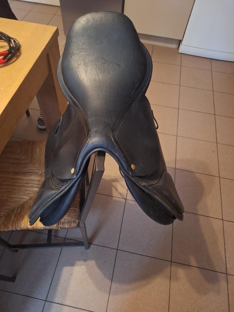 Paardenzadel, Ophalen, Zo goed als nieuw, Recreatie