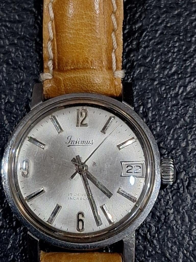 Intimus swiss made 17jewels, Ophalen of Verzenden