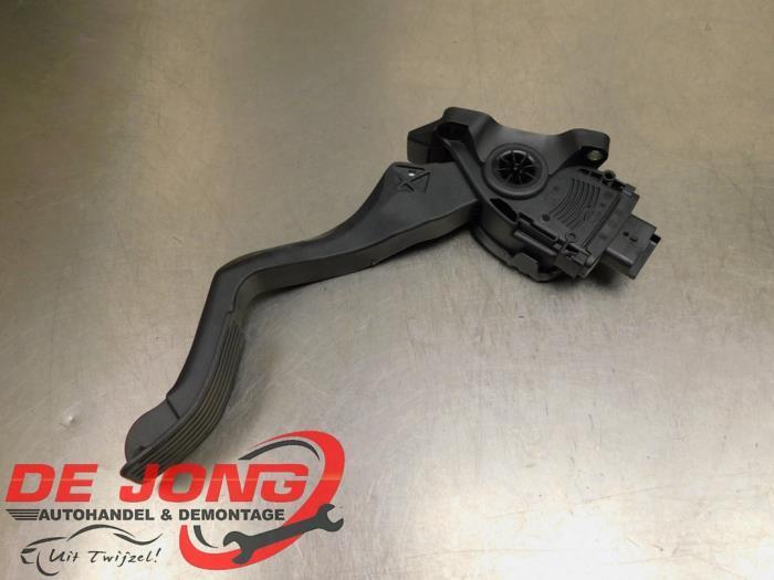 Gaspedaal van een Opel Crossland X, Auto-onderdelen, Interieur en Bekleding, Opel, Gebruikt, 3 maanden garantie, Ophalen of Verzenden