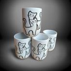 Set 4 Espresso Kopjes Katten + Vierkante Schotels, Ophalen of Verzenden, Zo goed als nieuw, Overige stijlen, Kop(pen) en/of Schotel(s)