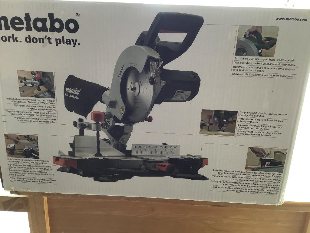 Scie à onglet Metabo Lasercut, Neuf, 30 à 70 mm, Enlèvement, Metabo