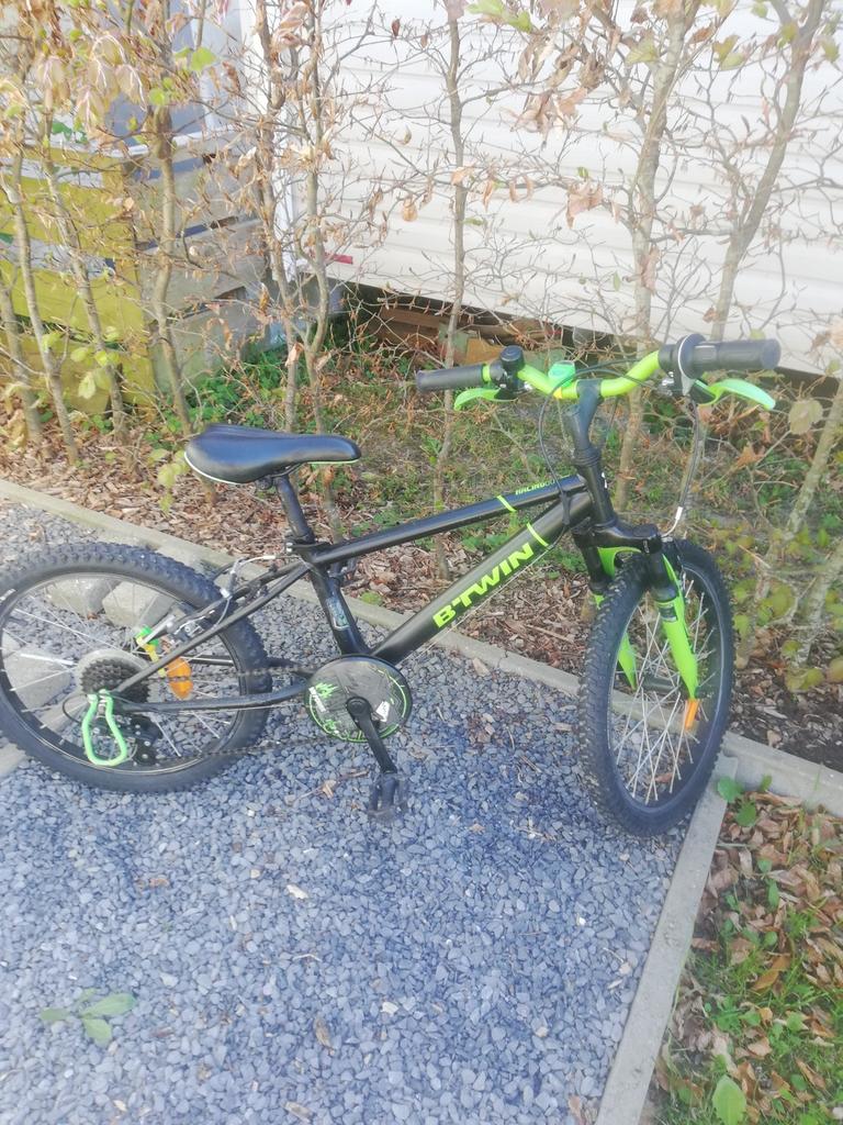 2 vélos pour enfants de 20 pouces. 60 euros par vélo, Enlèvement