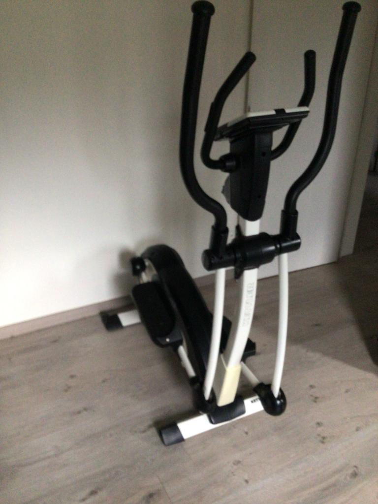 Crosstrainer, Sport en Fitness, Fitnessapparatuur, Ophalen, Zo goed als nieuw, Crosstrainer, Metaal