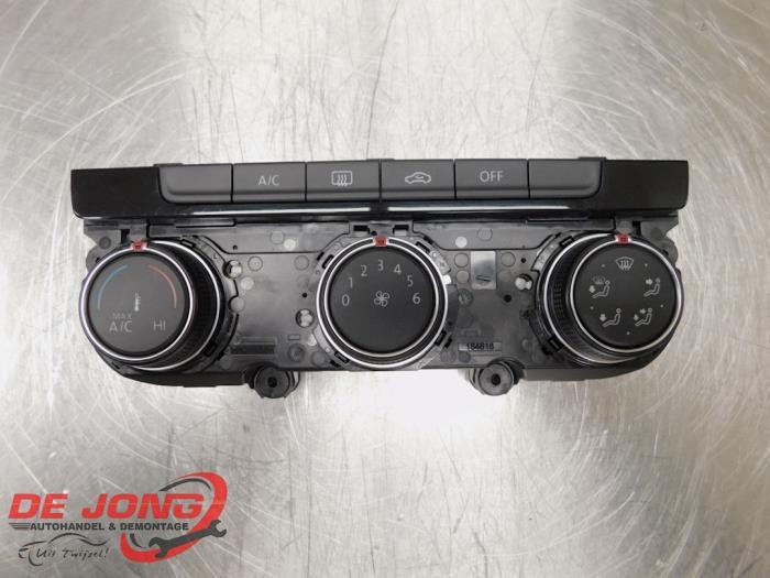 Kachel Bedieningspaneel van een Volkswagen Golf, Auto-onderdelen, Dashboard en Schakelaars, Volkswagen, Gebruikt, 3 maanden garantie