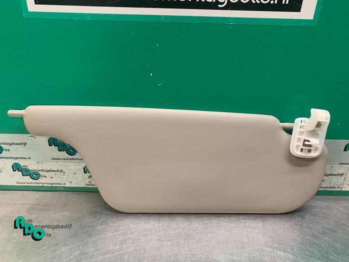 Pare-soleil d'un Renault Clio (Clio 3 06-), Autos : Pièces & Accessoires, Habitacle & Garnissage, Renault, Utilisé, 3 mois de garantie