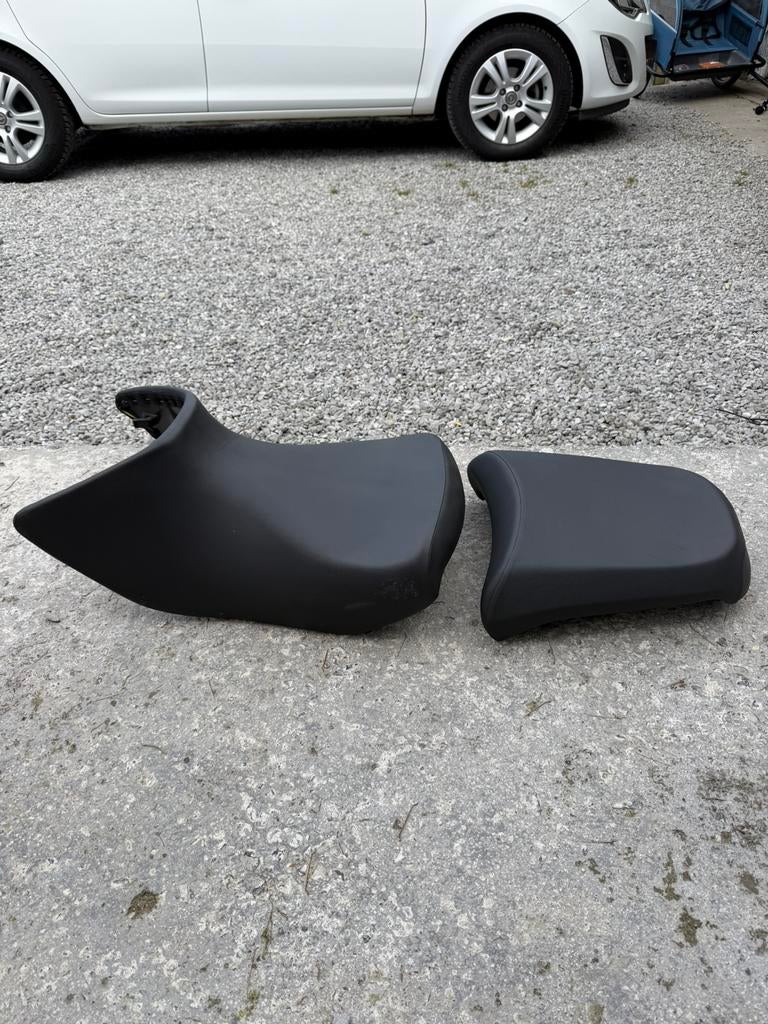 A vendre ensemble  2 selles BMW R1200 GS, Enlèvement