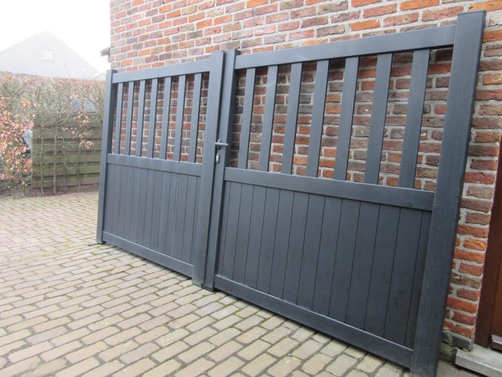 Mooie ALU poort en bijhorende palen, Ophalen