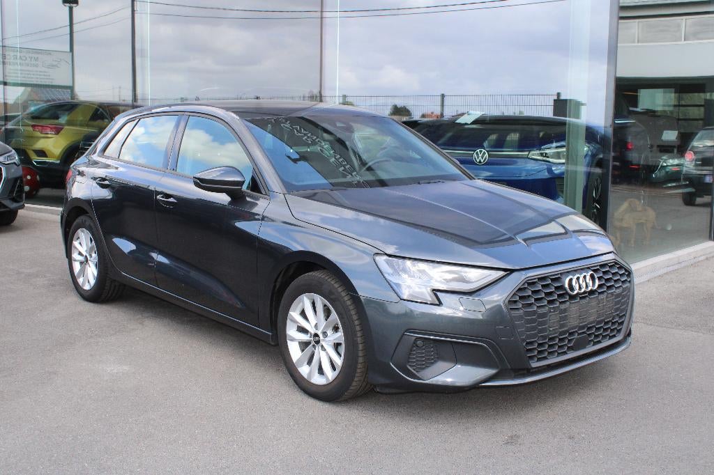 AUDI A3 SPORTBACK 30TFSI S TRONIC-AC-NAVI, Auto's, Automaat, 116 g/km, Stof, Euro 6