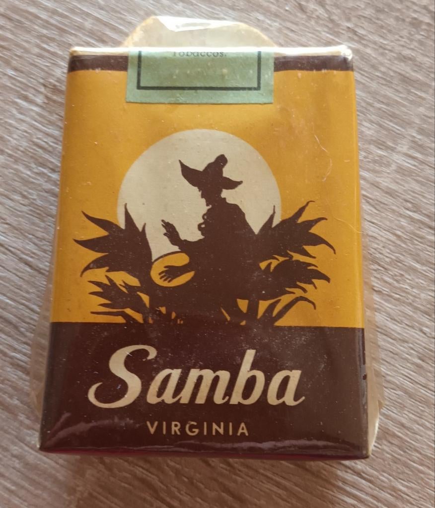 WWII Samba Virginia sigaretten, Collections, Articles de fumeurs, Briquets & Boîtes d'allumettes, Enlèvement ou Envoi