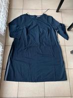 Nieuwe donkerblauwe met witte jurk - Maat 54, Kleding | Dames, Grote Maten, Ophalen of Verzenden, Nieuw, Jurk
