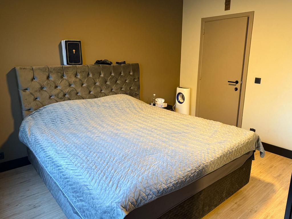 LUXE BOXSPRING 180x200 incl matras en opbergruimte, Ophalen, Zo goed als nieuw
