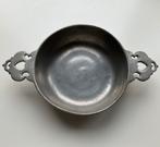 Plat/bol …. Maîtres potiers d’étain à Huy….. année 1974, Enlèvement