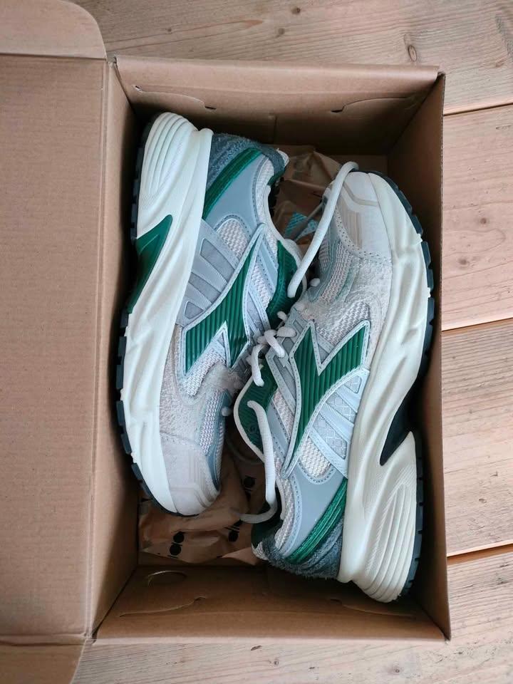 Sneakers Diadora, maat: 40, Nieuw!, Vêtements | Femmes, Chaussures, Neuf, Sneakers et Baskets, Blanc, Enlèvement ou Envoi