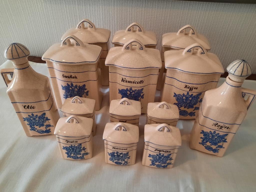 Antieke porseleinen voorraadpotten: 14 delig, Ophalen