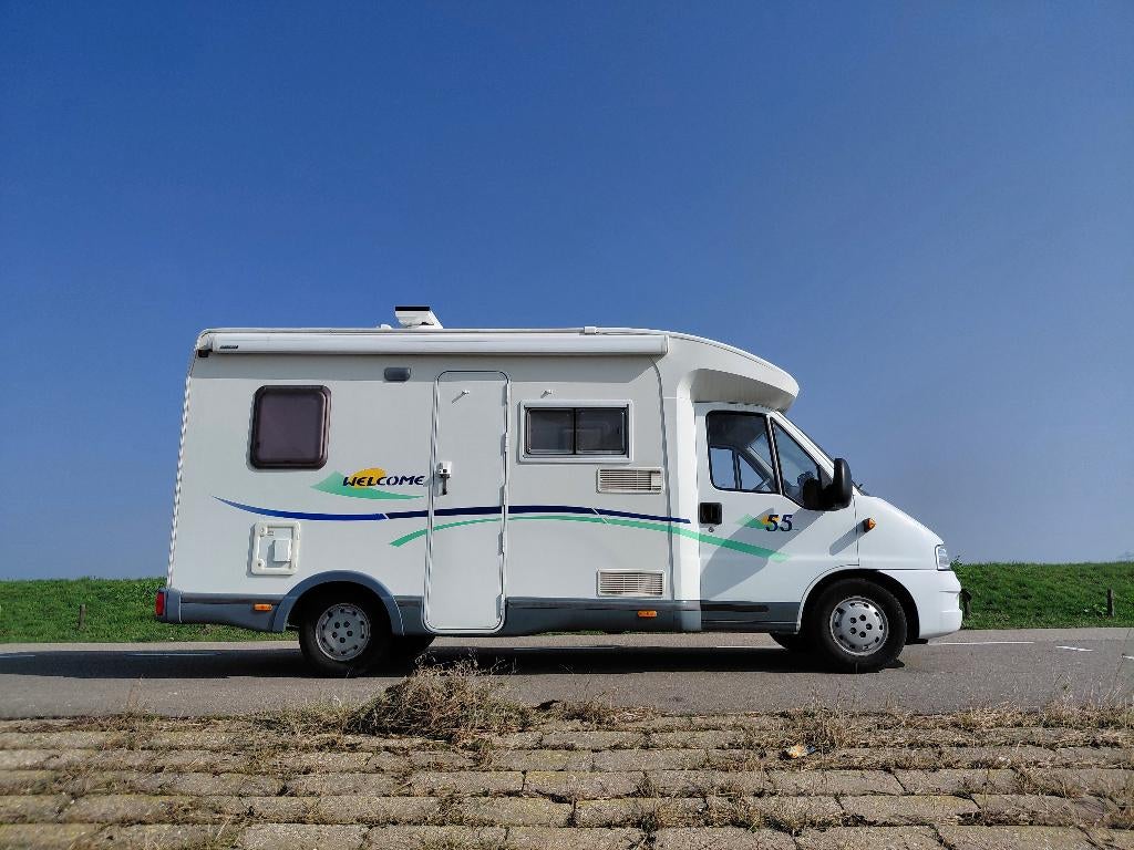 Chausson Welcome 55 (2003) – Nette camper (2.8 JTD motor), Ringverwarming, Fiat, Chausson, 5 tot 6 meter