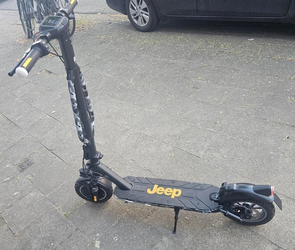 Electrische step Jeep, zo goed als nieuw, Fietsen en Brommers, Steps, Ophalen