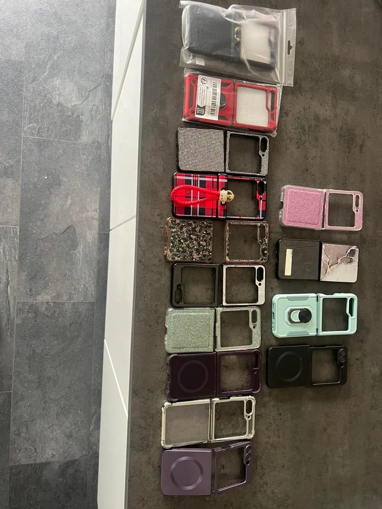 Samsung flip 5 hoesjes, Enlèvement, Comme neuf