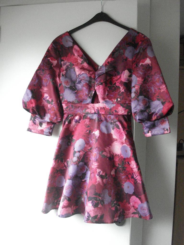 CHI CHI kleed, dames/meisjes. mt S, Kleding | Dames, Jurken, Zo goed als nieuw, Maat 36 (S), Boven de knie, Ophalen of Verzenden