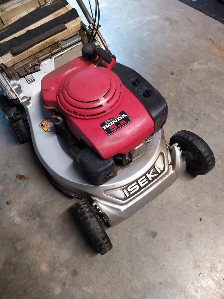 Iseki grasmaaier voor opmaak of onderdelen., Tuin en Terras, Grasmaaiers, Opvangzak, Ophalen