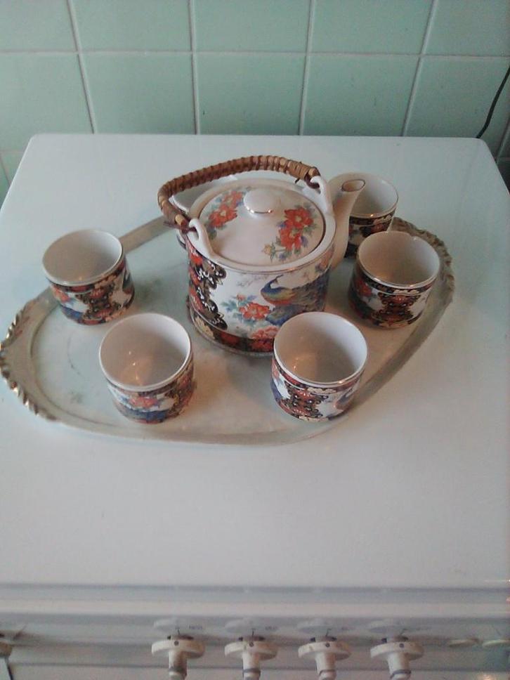 Japan's Thee Servies Peacock AFHALING LEES BESCHRIJVING, Antiek en Kunst, Antiek | Servies compleet, Ophalen