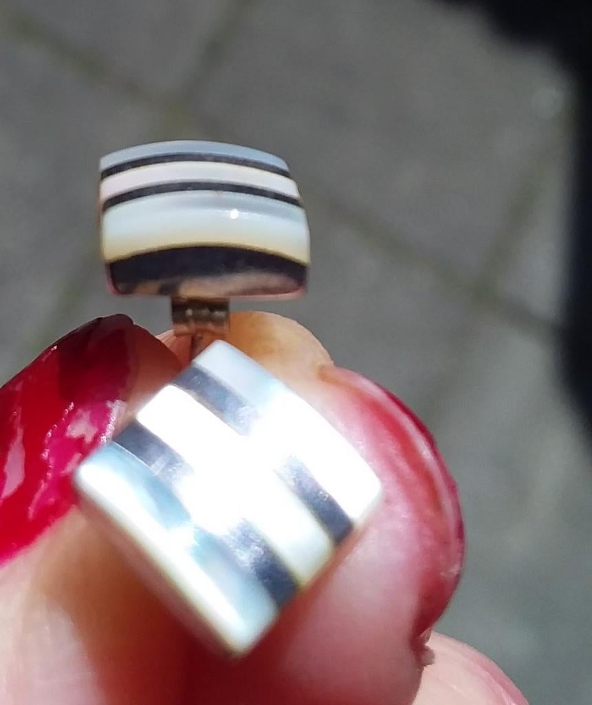 Belles boucles d'oreilles anciennes et vintage., Collections, Pièces de caddie, Envoi