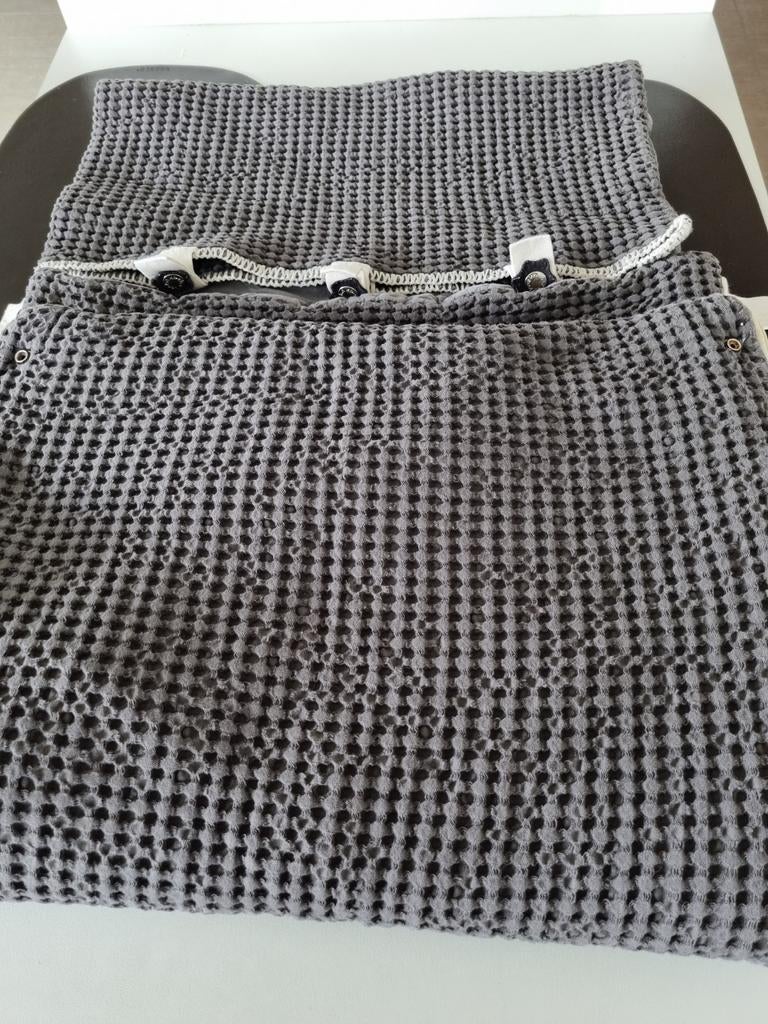 Nid d'ange Koeka, Enlèvement