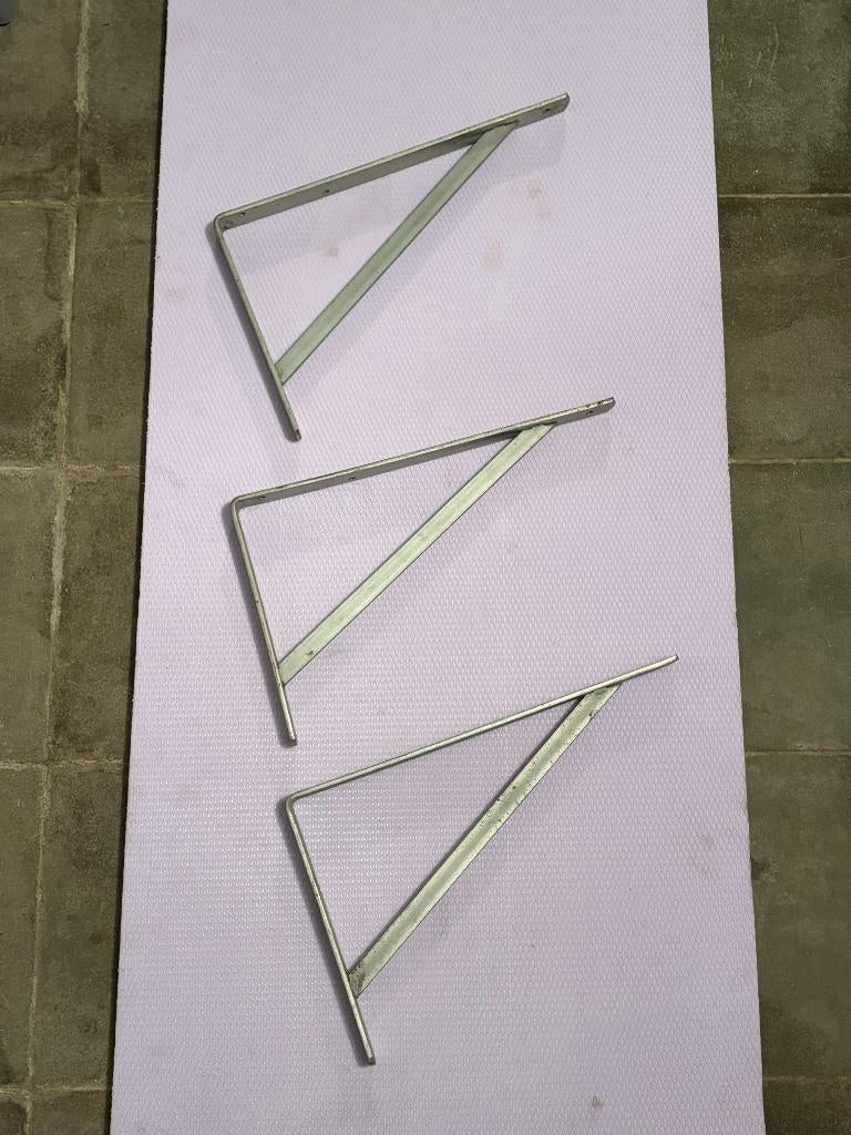 EQUERRE EN METAL MASSIF / SUPPORT D'ETAGERE - 3 PIECES, Enlèvement ou Envoi, Neuf, Autres types