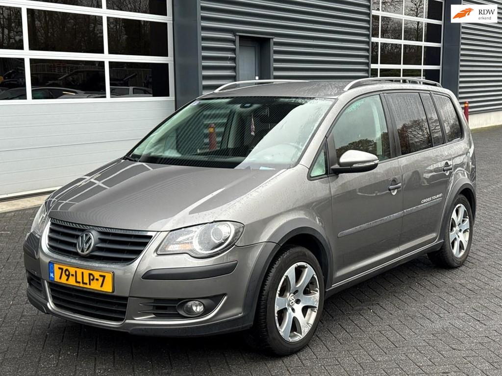 Volkswagen Touran 1.4 TSI Cross,7 persoons, trekhaak, cruise, Auto's, Voorwielaandrijving, Euro 5, Monovolume, 1532 kg