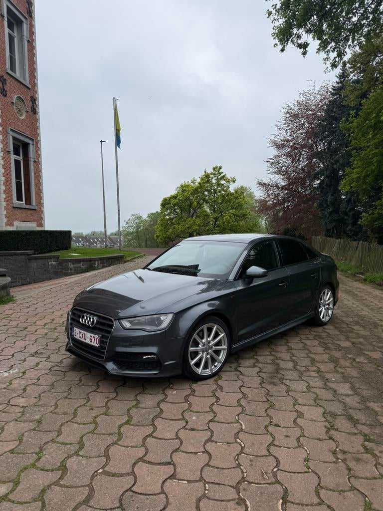 Audi A3 Berline S line, Autos, Audi, Particulier, Apple Carplay, Essence, Berline, Automatique, Cuir, Enlèvement
