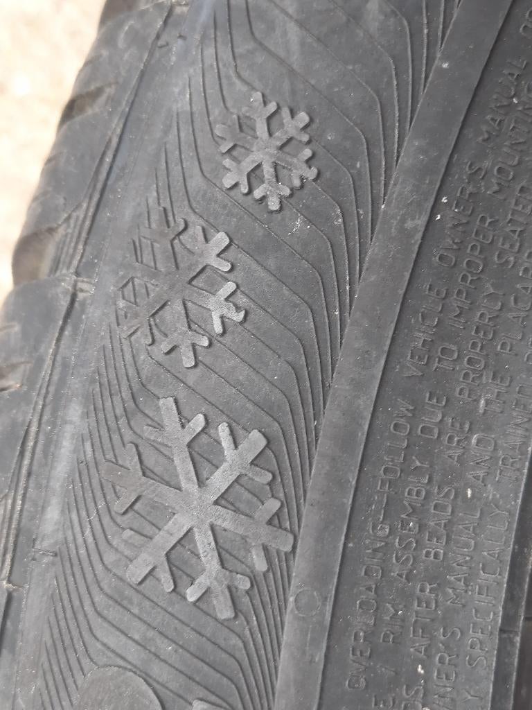 Pneus hivers, Pneus hiver, Véhicule de tourisme, 205 mm, Enlèvement