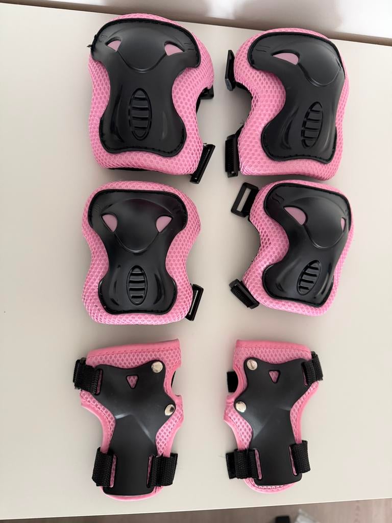 Valbescherming rolschaatsen small (tot 25kg), Ophalen of Verzenden, Zo goed als nieuw